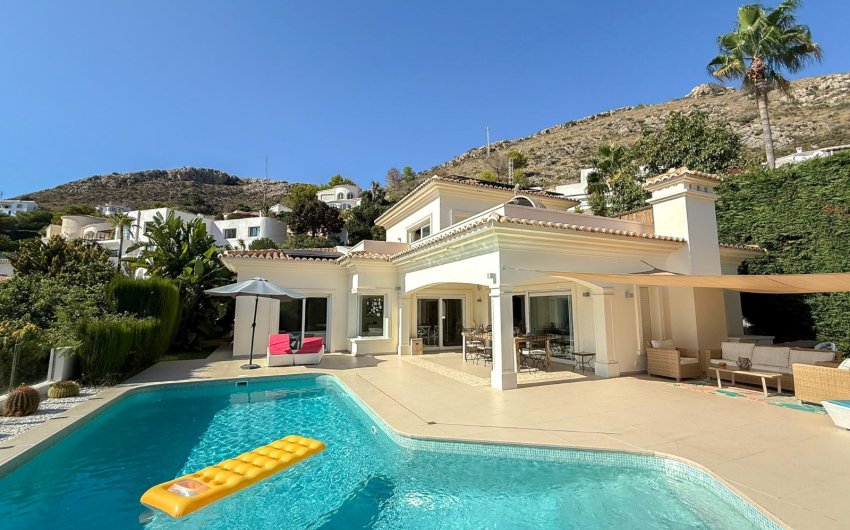 Revente - Villa -
Moraira - El Portet