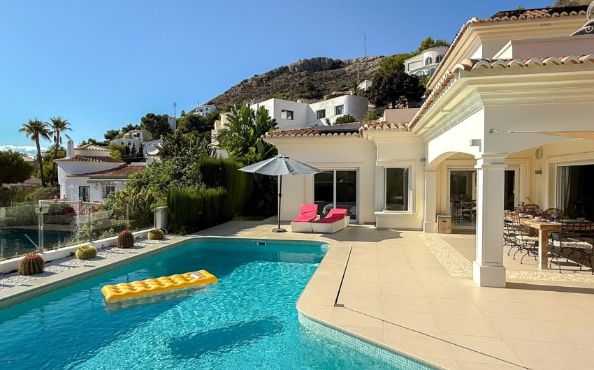 Revente - Villa -
Moraira - El Portet