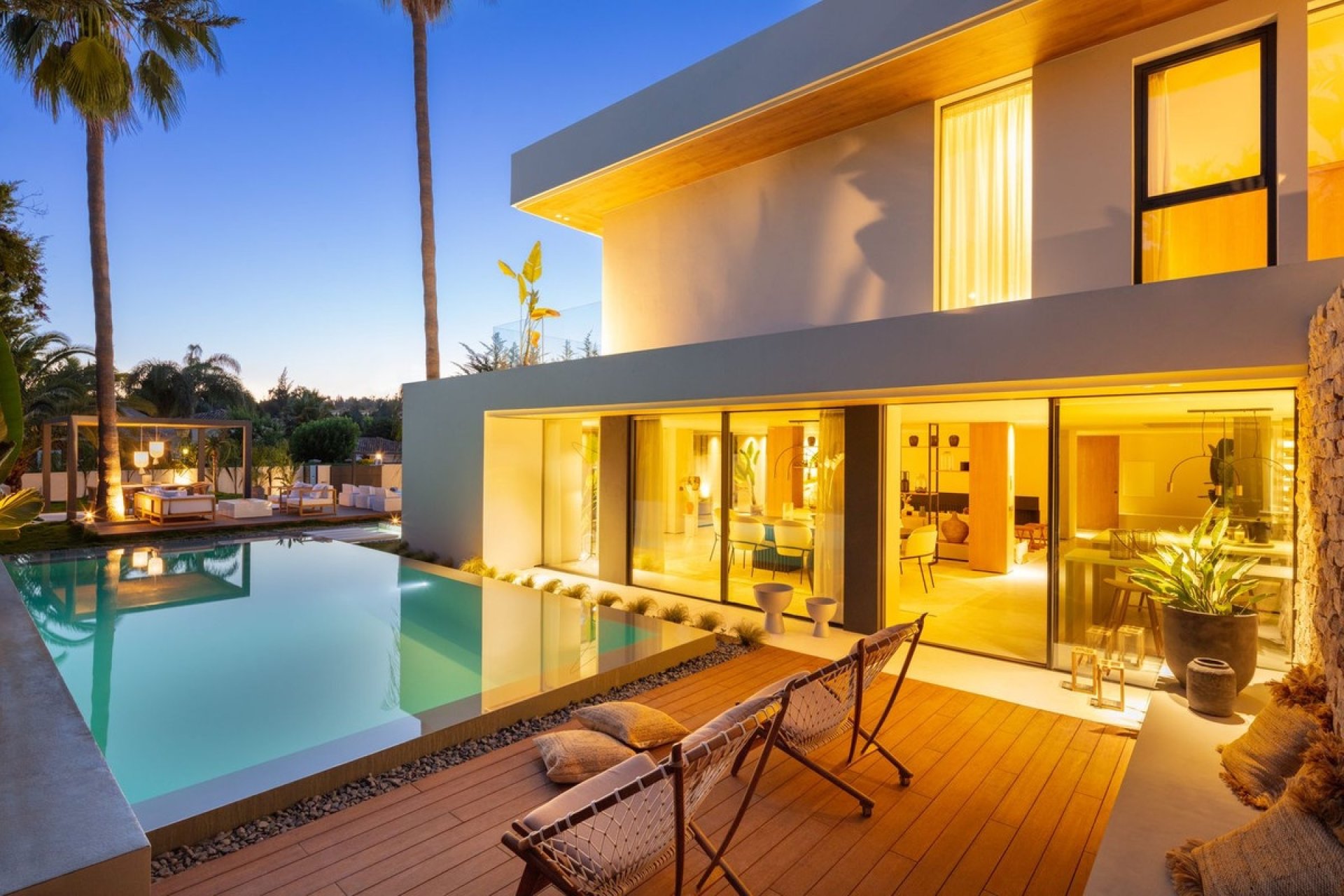 Revente - Villa -
Nueva Andalucía - Costa del Sol