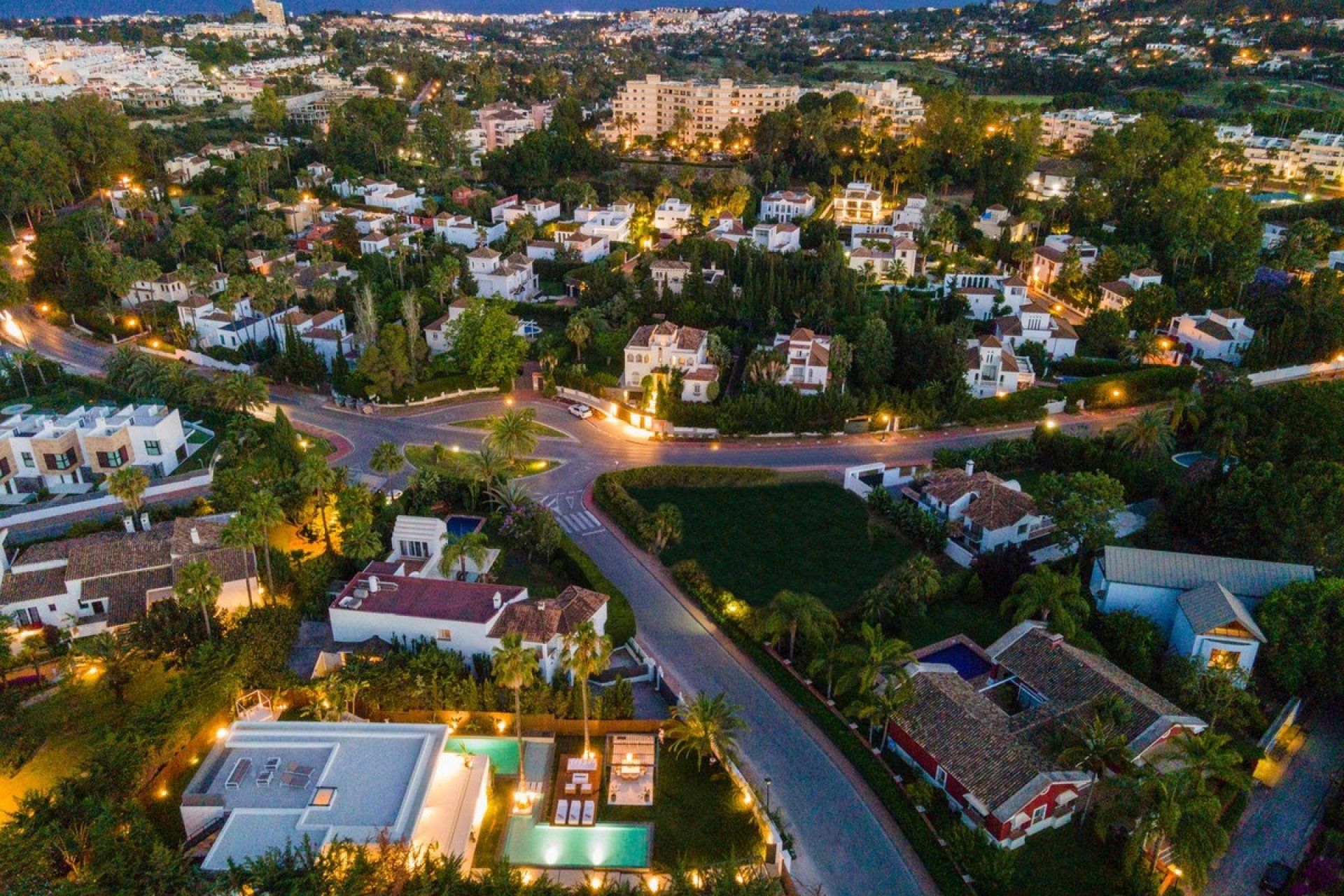 Revente - Villa -
Nueva Andalucía - Costa del Sol