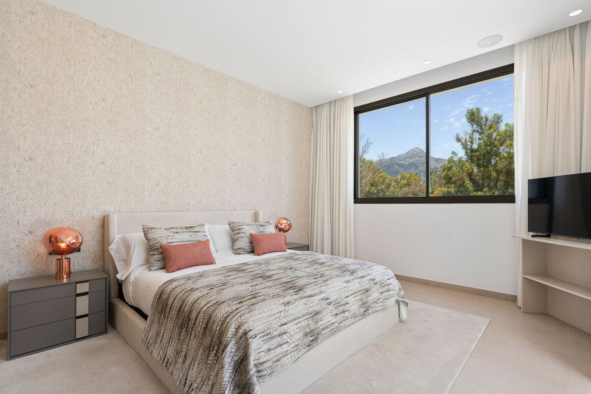 Revente - Villa -
Nueva Andalucía - Costa del Sol