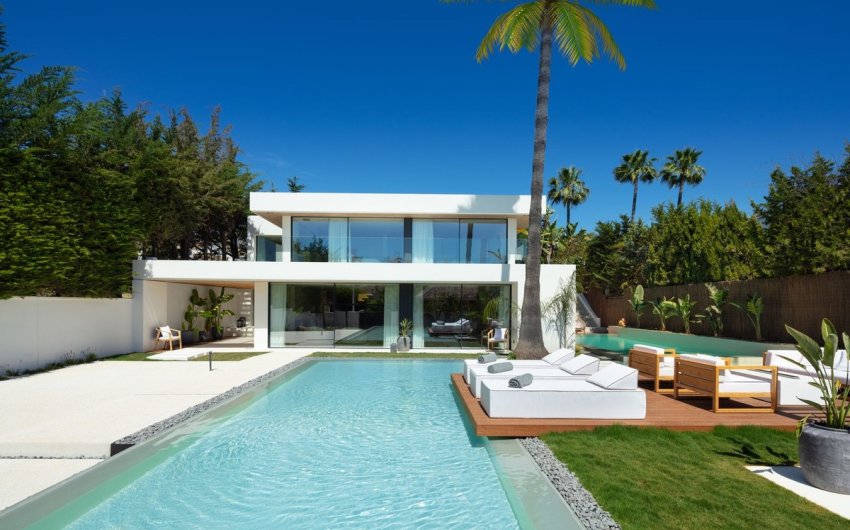 Revente - Villa -
Nueva Andalucía - Costa del Sol