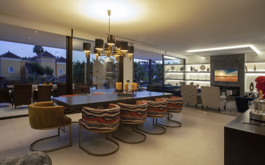 Revente - Villa -
Nueva Andalucía - Costa del Sol