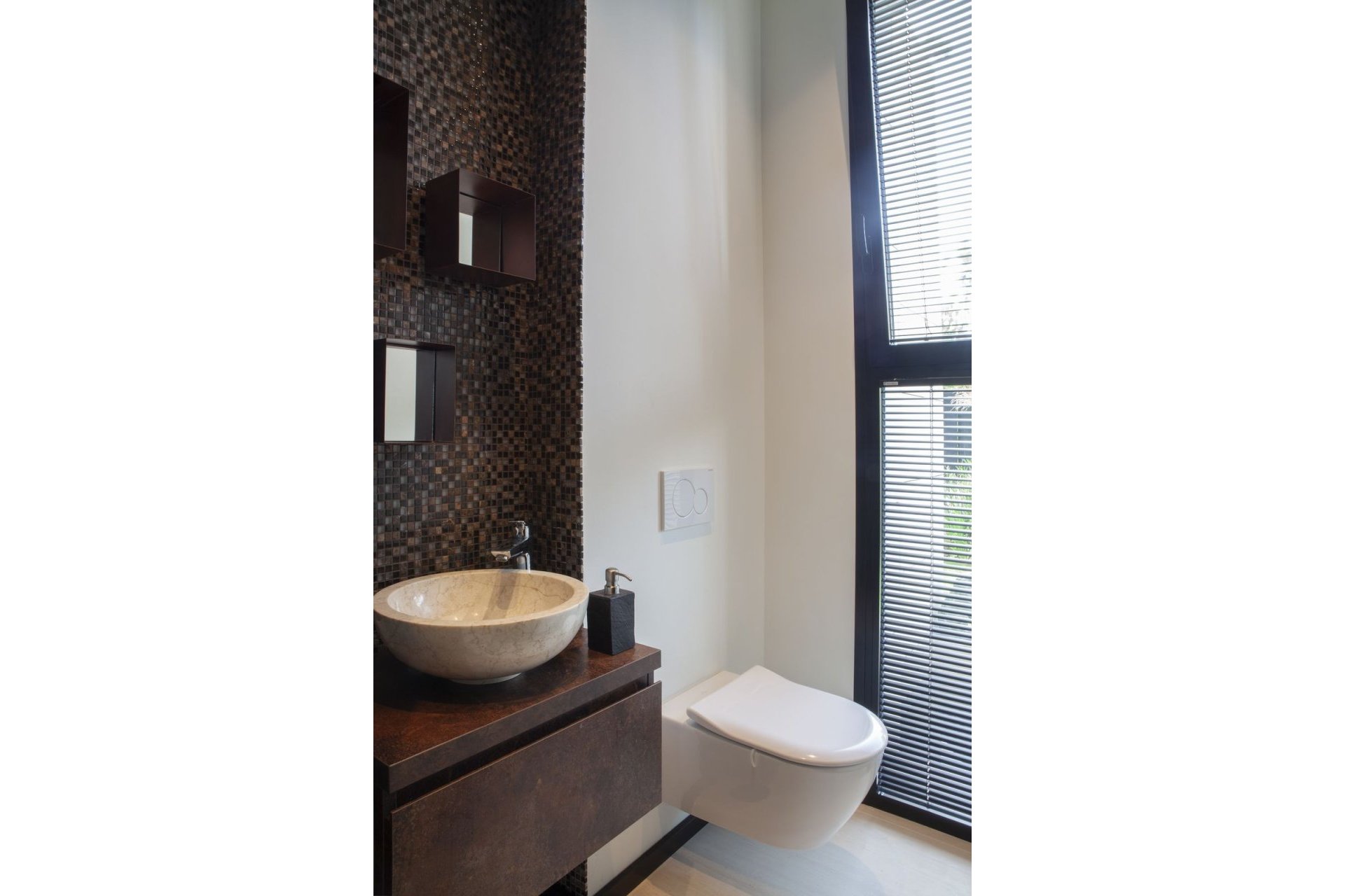 Revente - Villa -
Nueva Andalucía - Costa del Sol