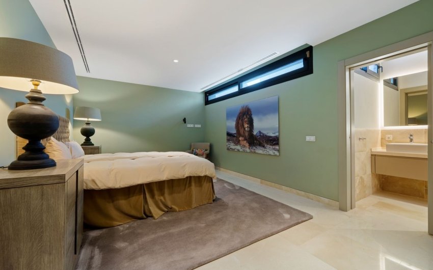 Revente - Villa -
Nueva Andalucía - Costa del Sol