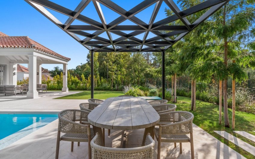 Revente - Villa -
Nueva Andalucía - Costa del Sol