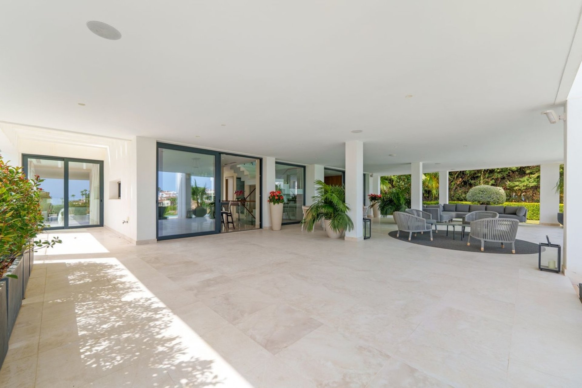 Revente - Villa -
Nueva Andalucía - Costa del Sol