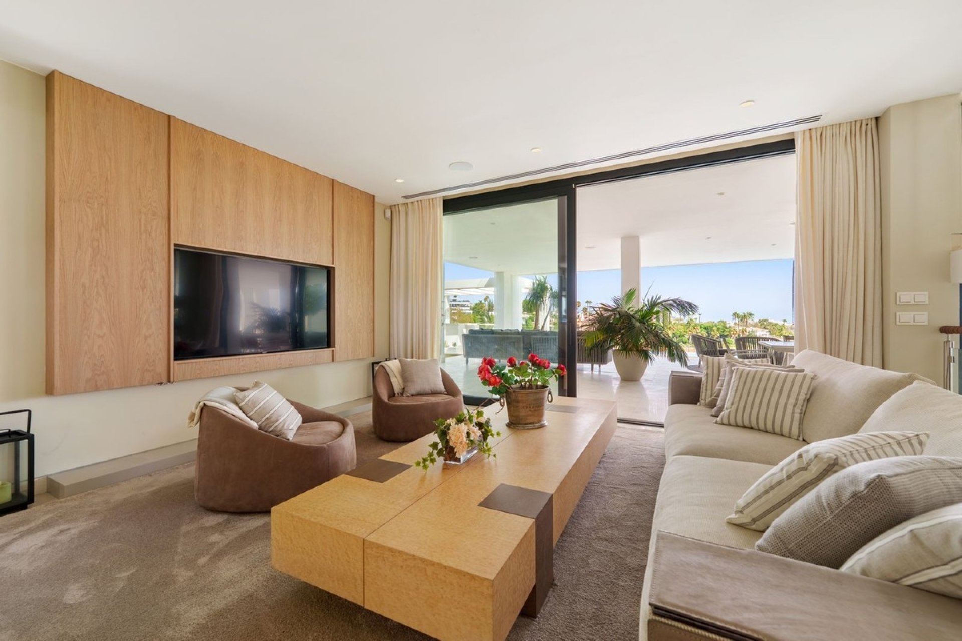 Revente - Villa -
Nueva Andalucía - Costa del Sol