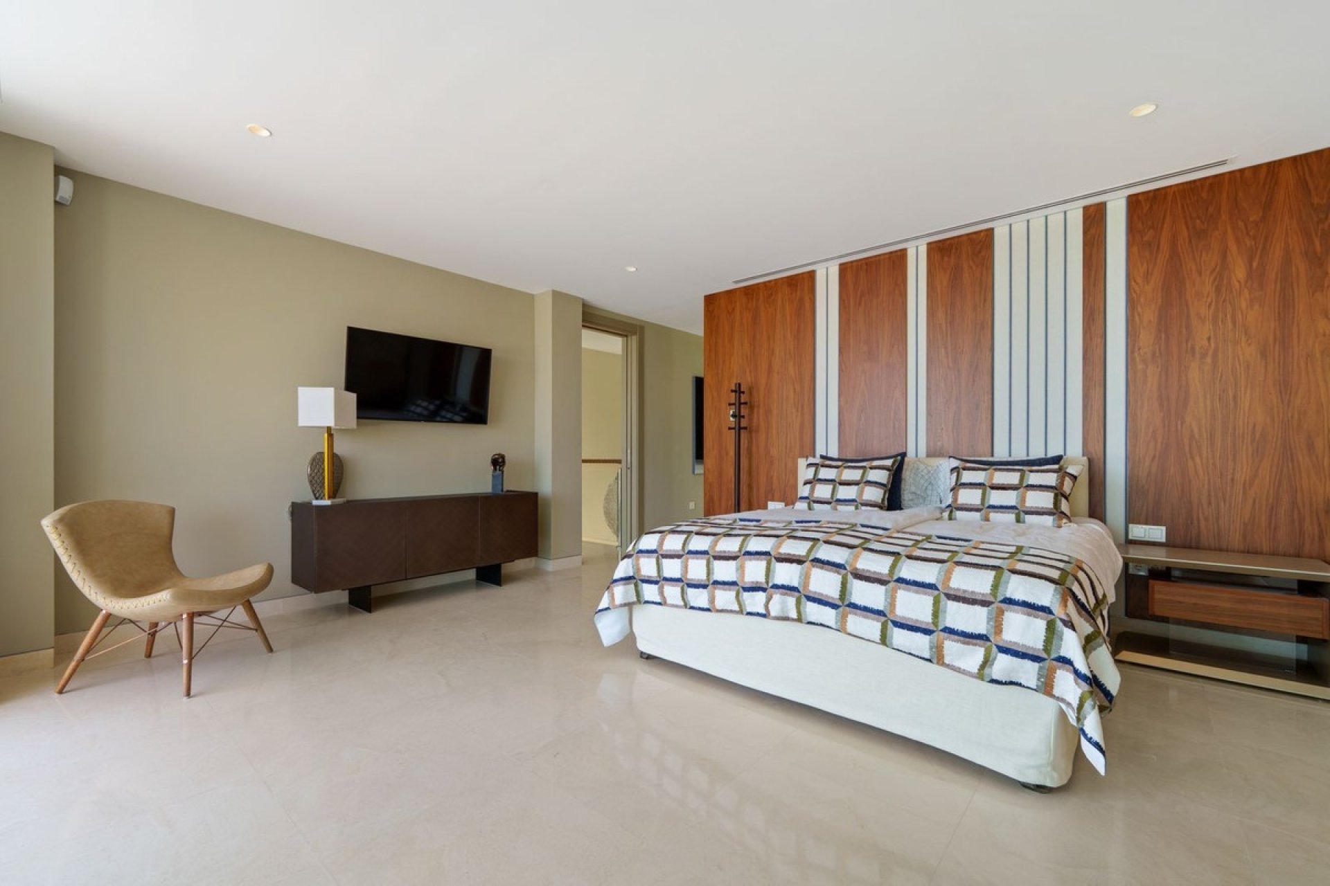 Revente - Villa -
Nueva Andalucía - Costa del Sol