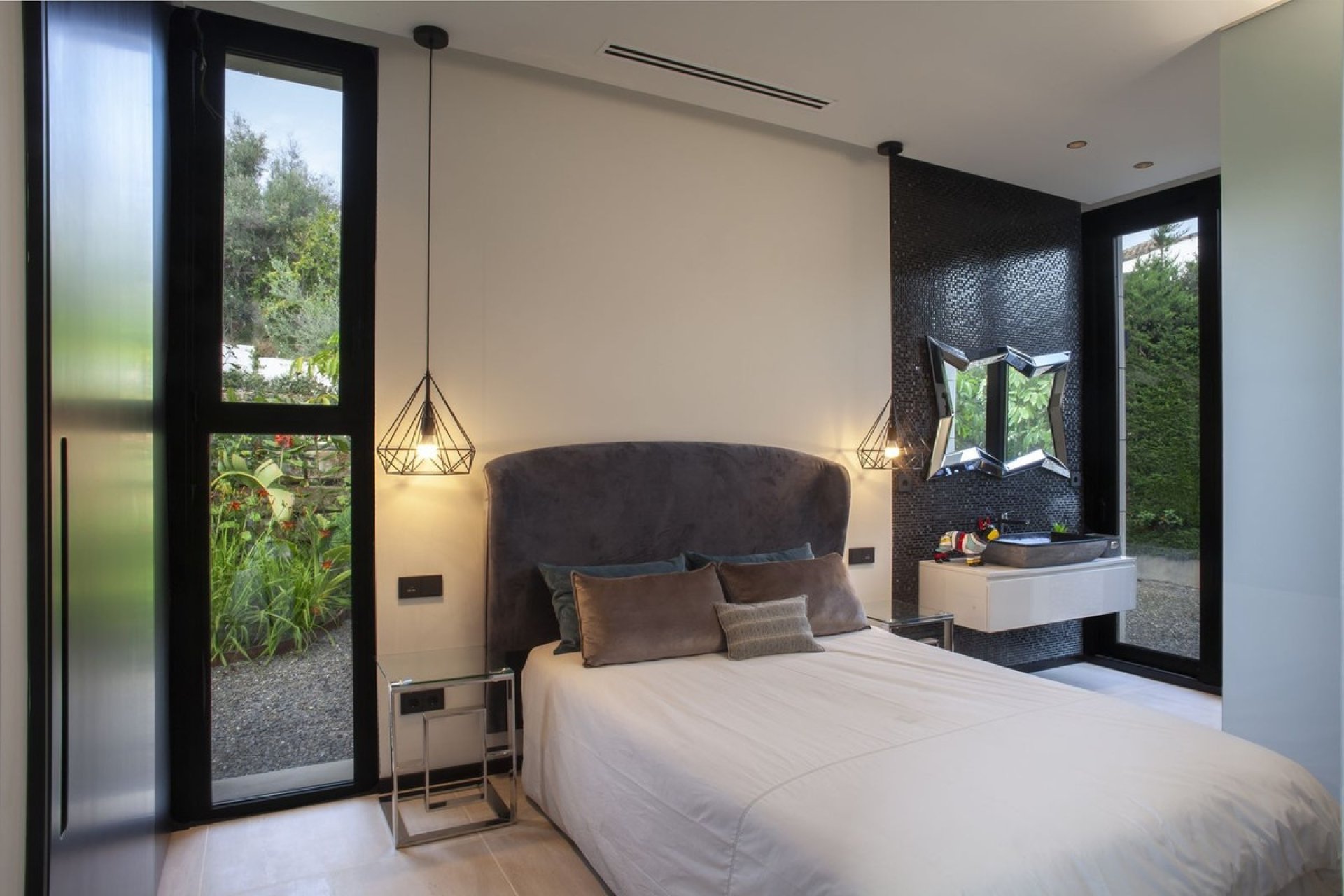 Revente - Villa -
Nueva Andalucía - Costa del Sol