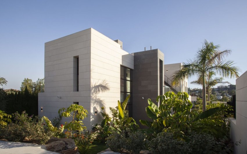 Revente - Villa -
Nueva Andalucía - Costa del Sol