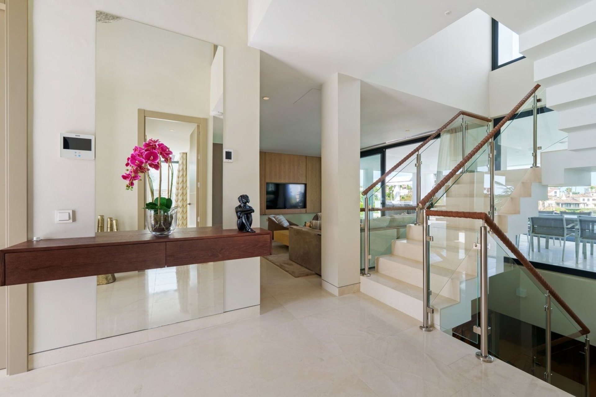 Revente - Villa -
Nueva Andalucía - Costa del Sol