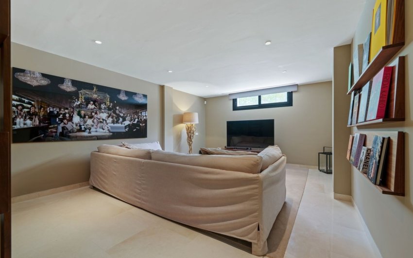Revente - Villa -
Nueva Andalucía - Costa del Sol
