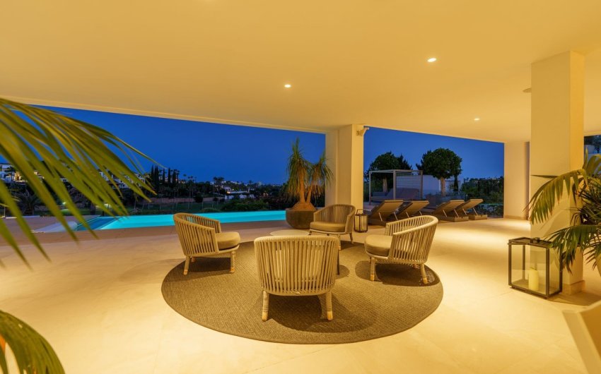 Revente - Villa -
Nueva Andalucía - Costa del Sol