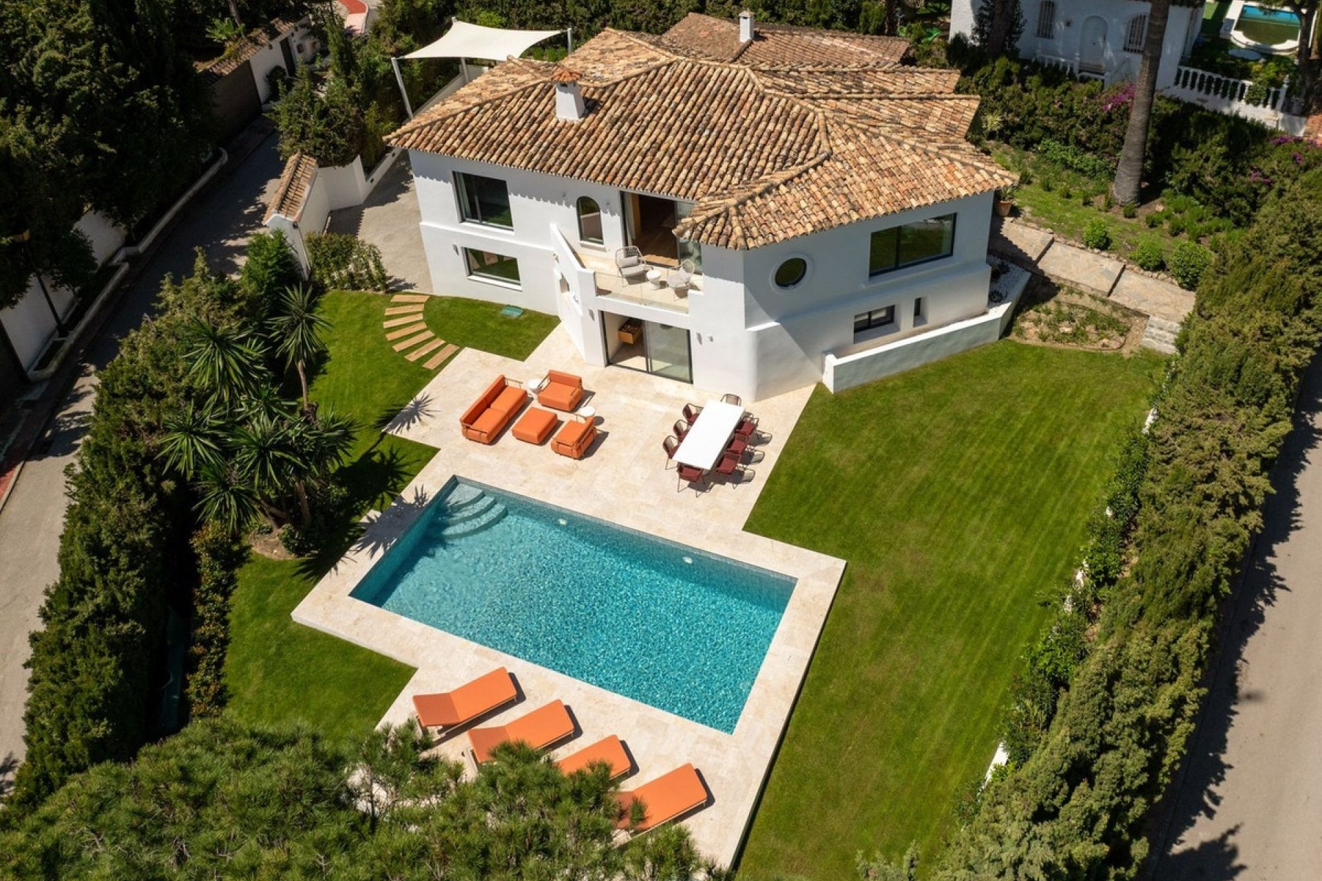 Revente - Villa -
Nueva Andalucía - Costa del Sol