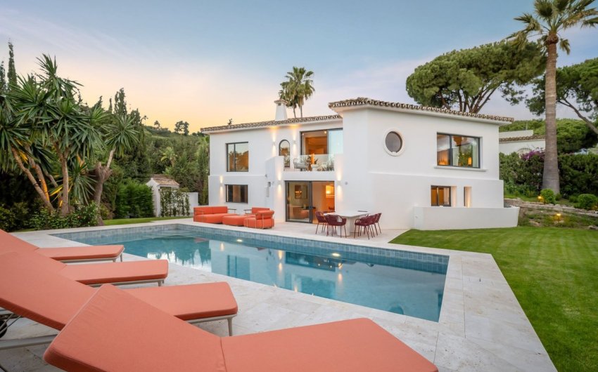 Revente - Villa -
Nueva Andalucía - Costa del Sol