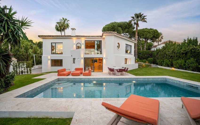 Revente - Villa -
Nueva Andalucía - Costa del Sol
