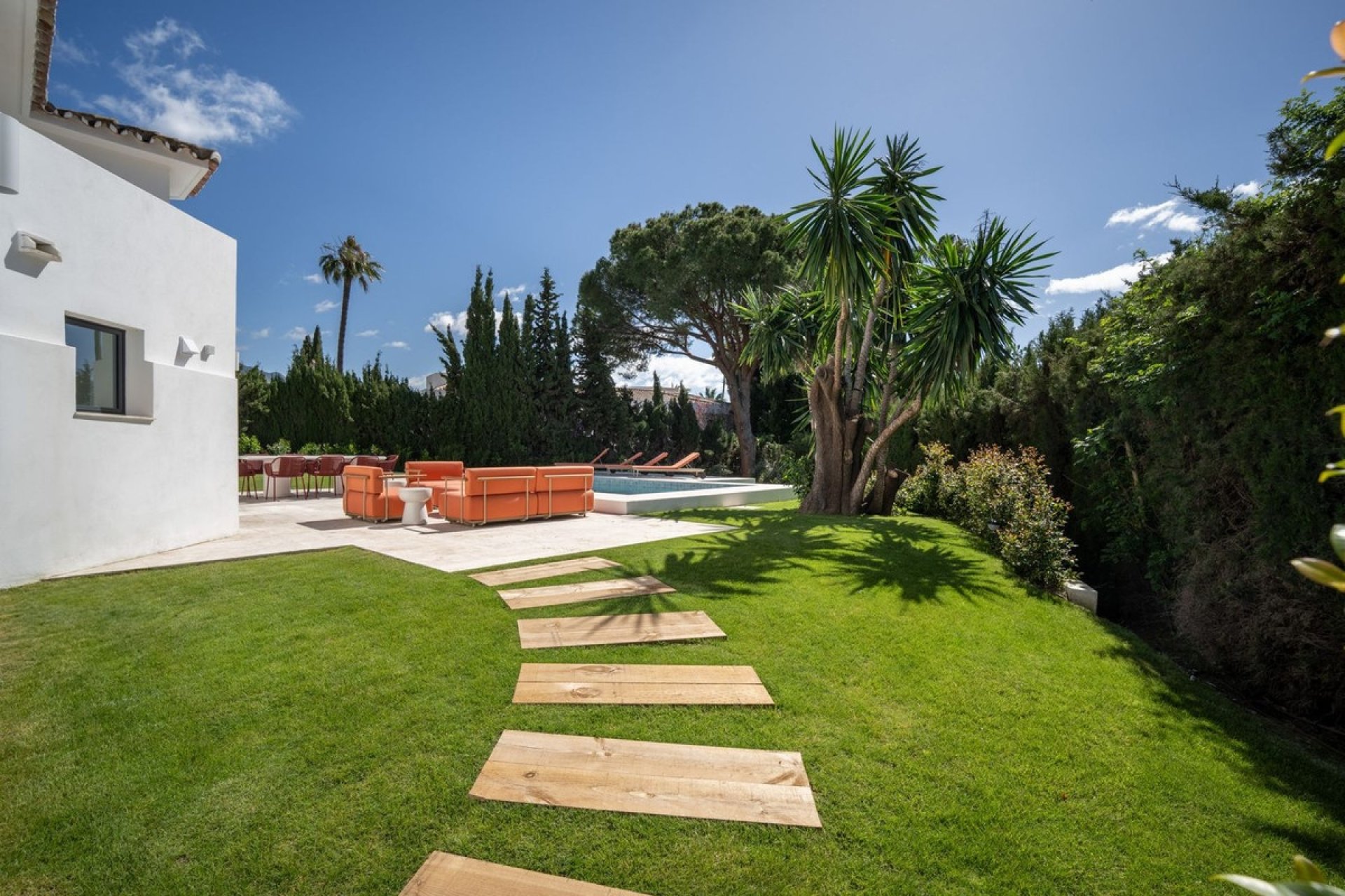 Revente - Villa -
Nueva Andalucía - Costa del Sol