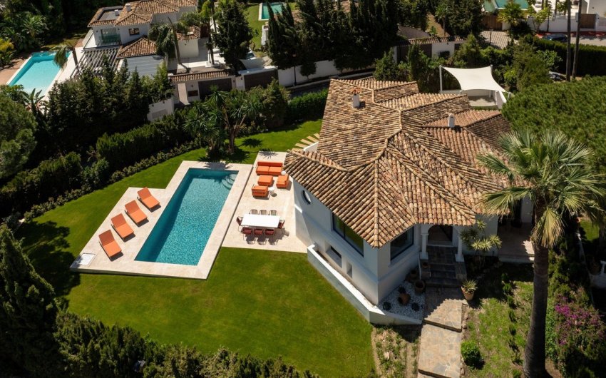 Revente - Villa -
Nueva Andalucía - Costa del Sol