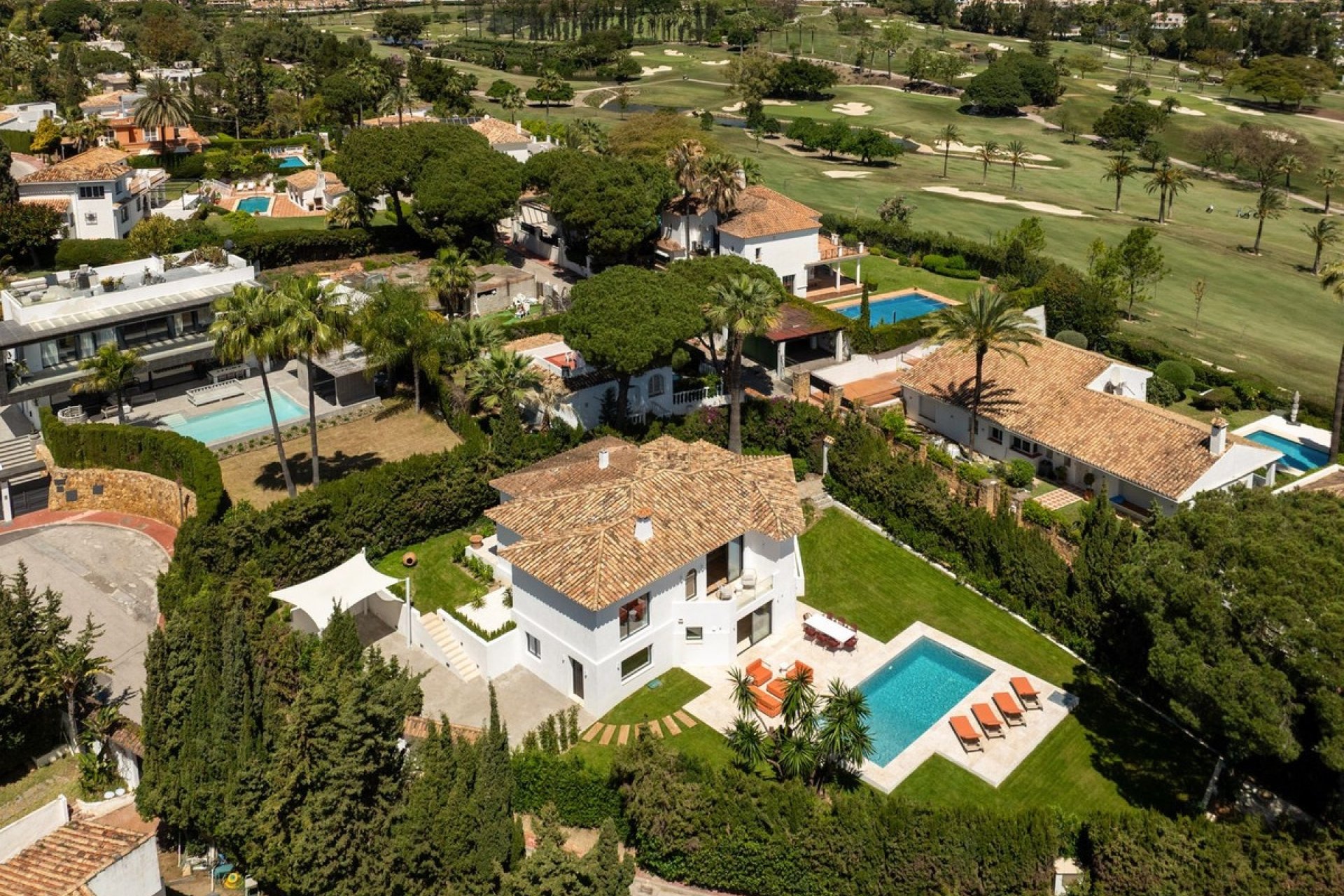 Revente - Villa -
Nueva Andalucía - Costa del Sol
