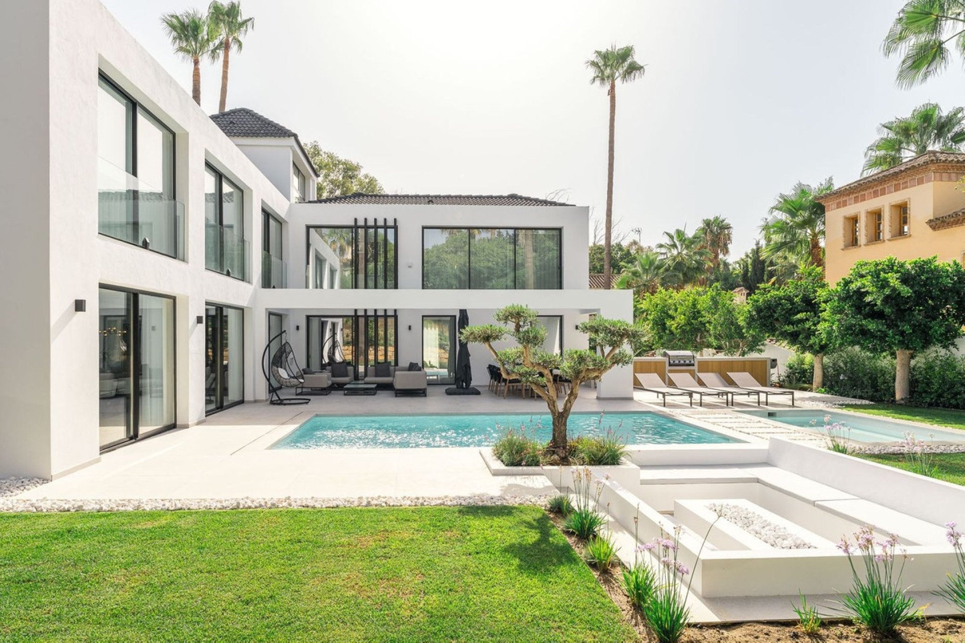 Revente - Villa -
Nueva Andalucía - Costa del Sol