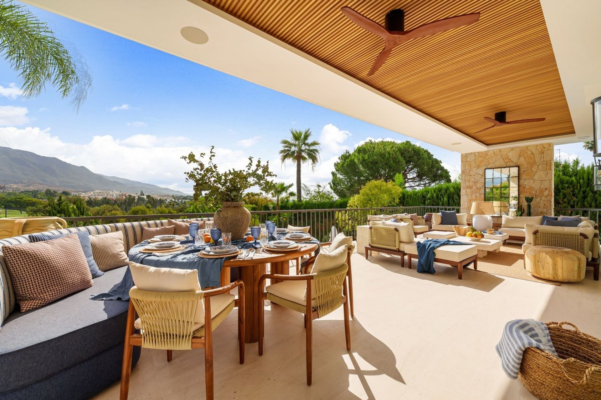Revente - Villa -
Nueva Andalucía - Costa del Sol