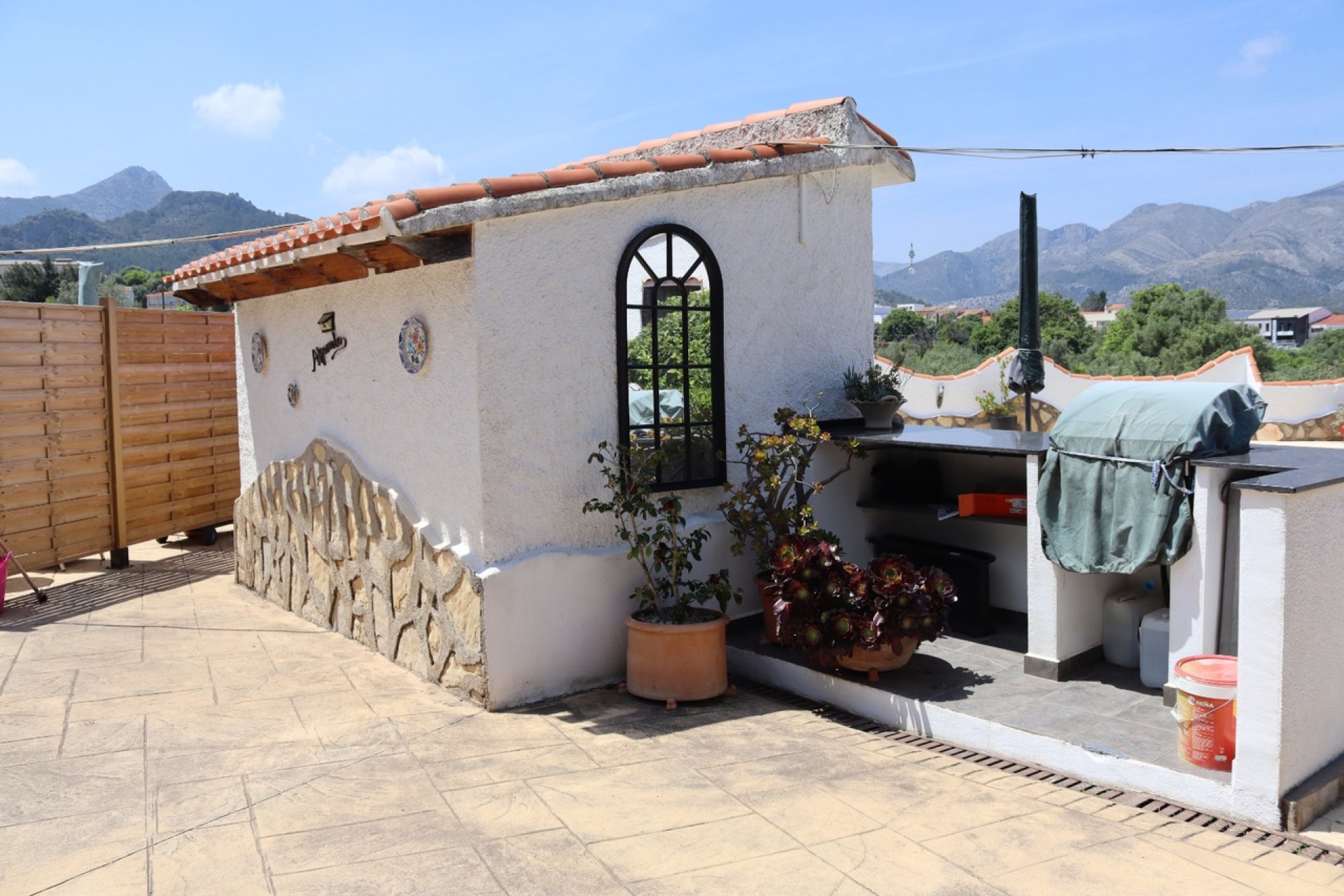 Revente - Villa -
Orba - Inland