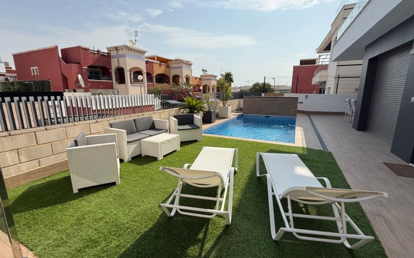 Revente - Villa -
Orihuela - Costa Blanca