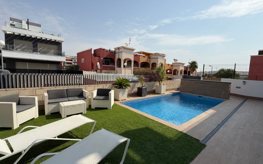 Revente - Villa -
Orihuela - Costa Blanca