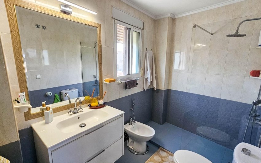 Revente - Villa -
Orihuela Costa - Cabo Roig