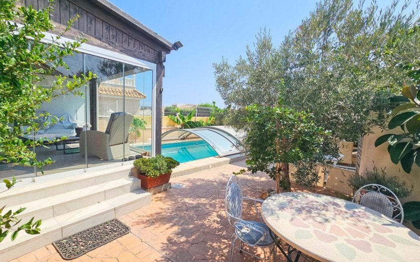 Revente - Villa -
Orihuela Costa - Cabo Roig