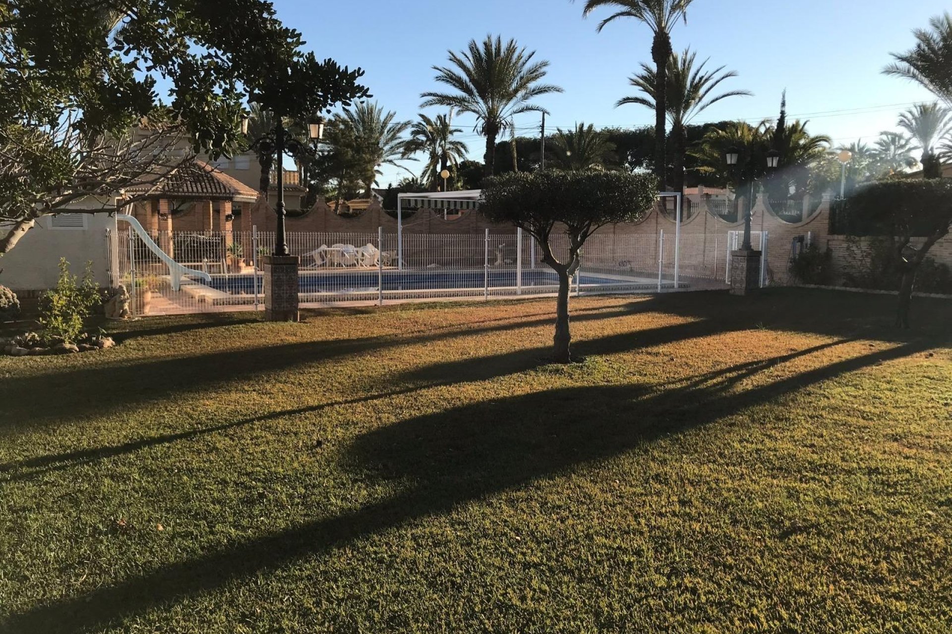 Revente - Villa -
Orihuela Costa - Cabo Roig