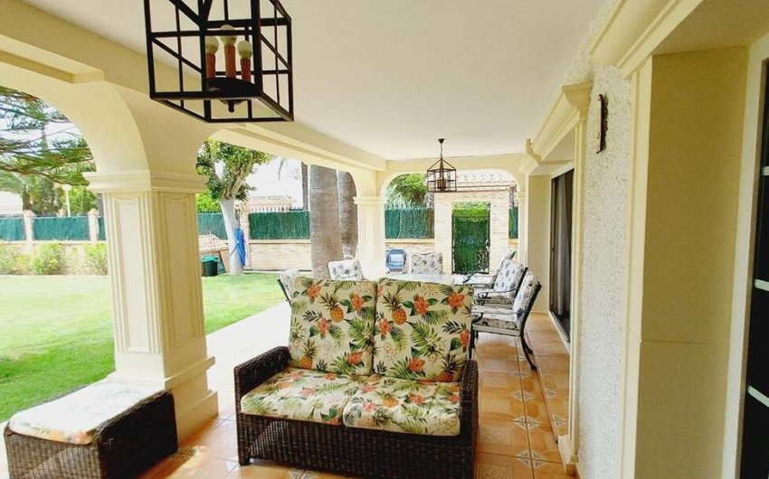 Revente - Villa -
Orihuela Costa - Cabo Roig