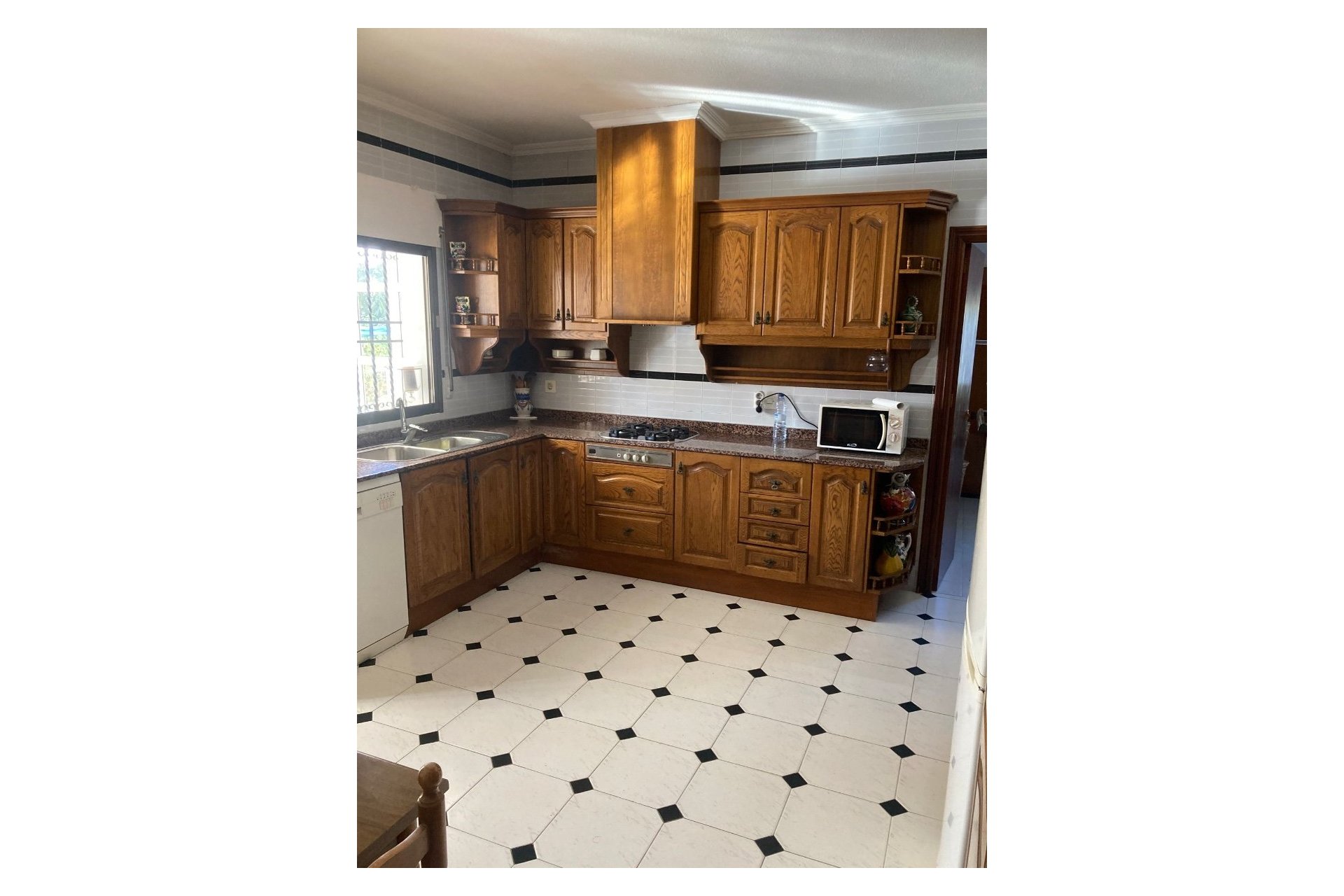 Revente - Villa -
Orihuela Costa - Cabo Roig