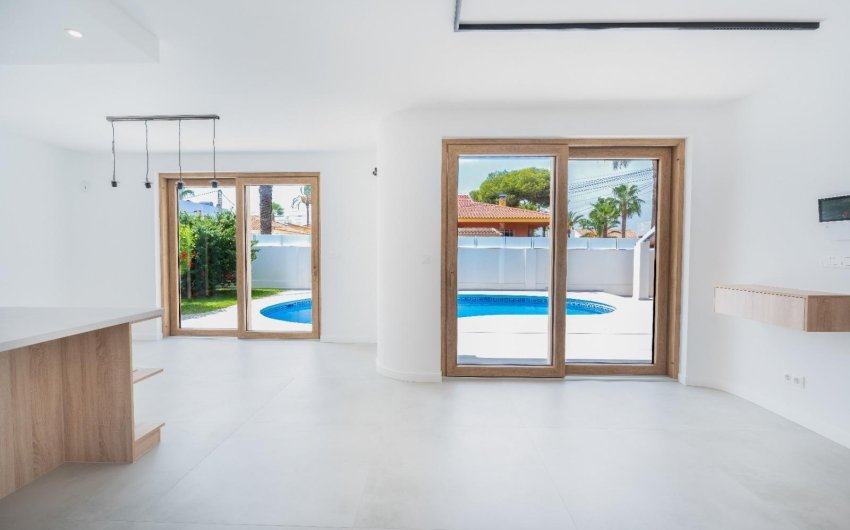 Revente - Villa -
Orihuela Costa - Cabo Roig