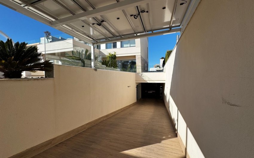 Revente - Villa -
Orihuela Costa - Campoamor
