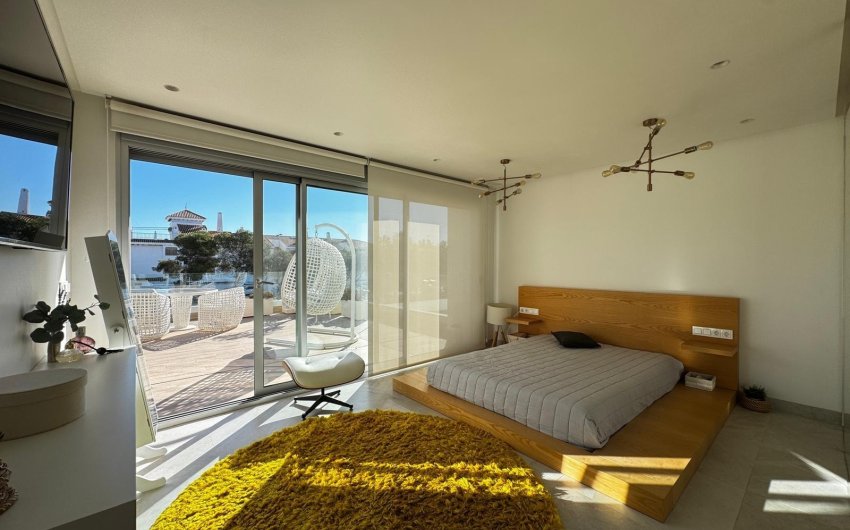 Revente - Villa -
Orihuela Costa - Campoamor
