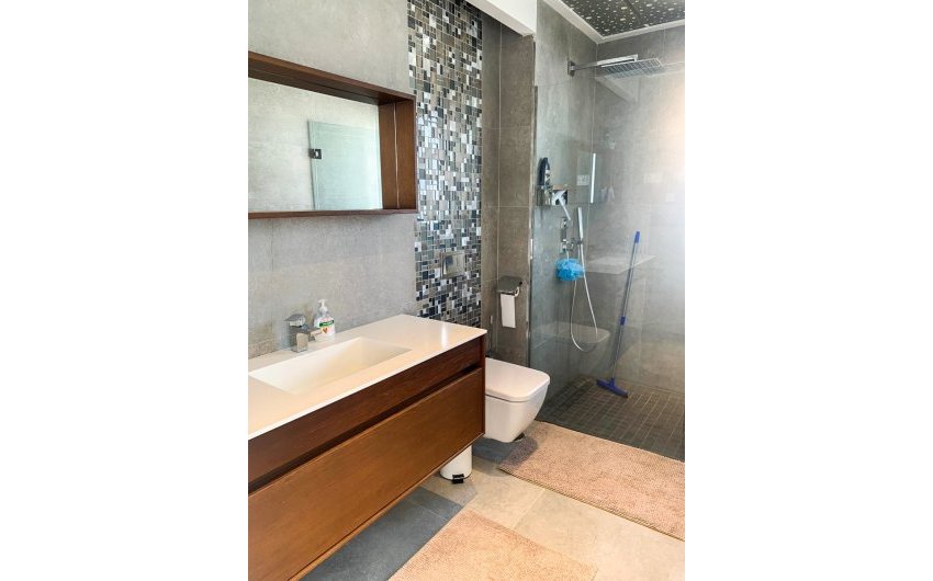 Revente - Villa -
Orihuela Costa - Campoamor