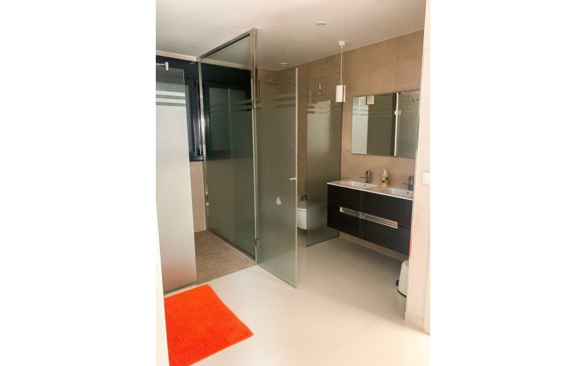 Revente - Villa -
Orihuela Costa - Campoamor