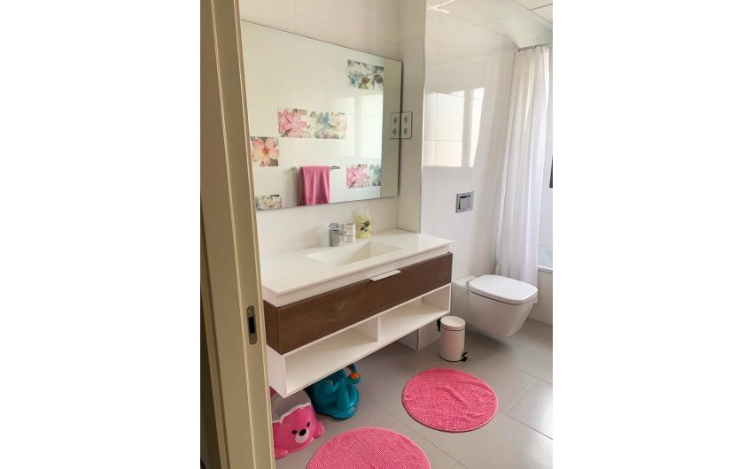 Revente - Villa -
Orihuela Costa - Campoamor