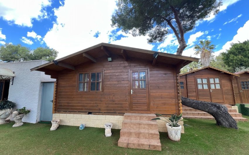 Revente - Villa -
Orihuela Costa - Campoamor