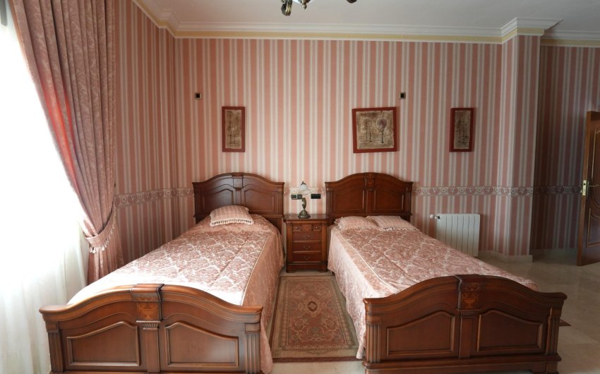 Revente - Villa -
Orihuela Costa - Campoamor