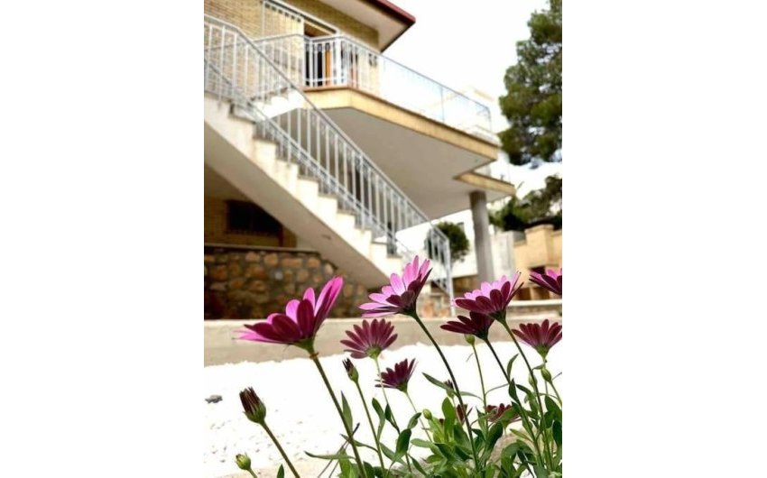 Revente - Villa -
Orihuela Costa - Campoamor