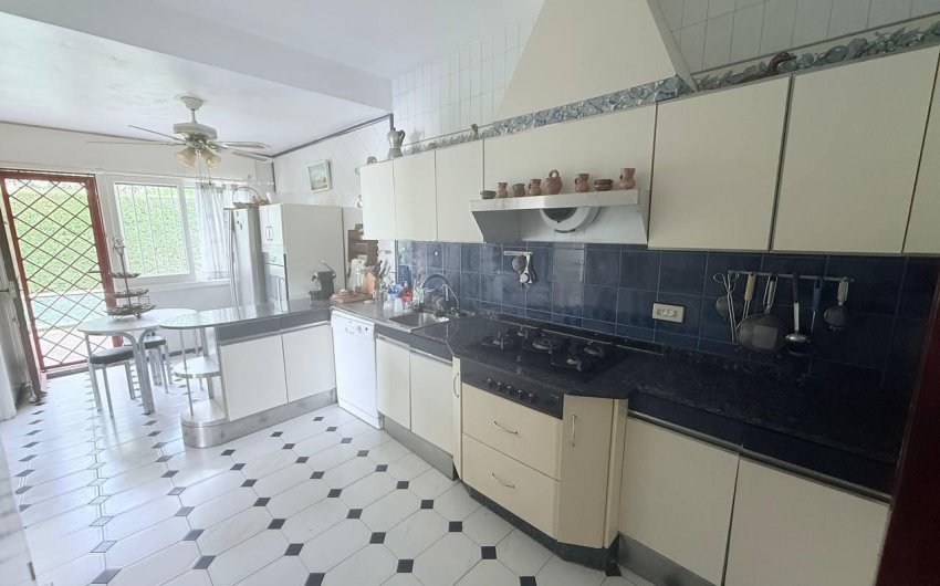 Revente - Villa -
Orihuela Costa - Campoamor