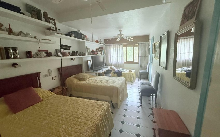 Revente - Villa -
Orihuela Costa - Campoamor