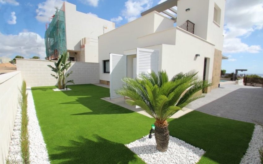 Revente - Villa -
Orihuela Costa - Campoamor