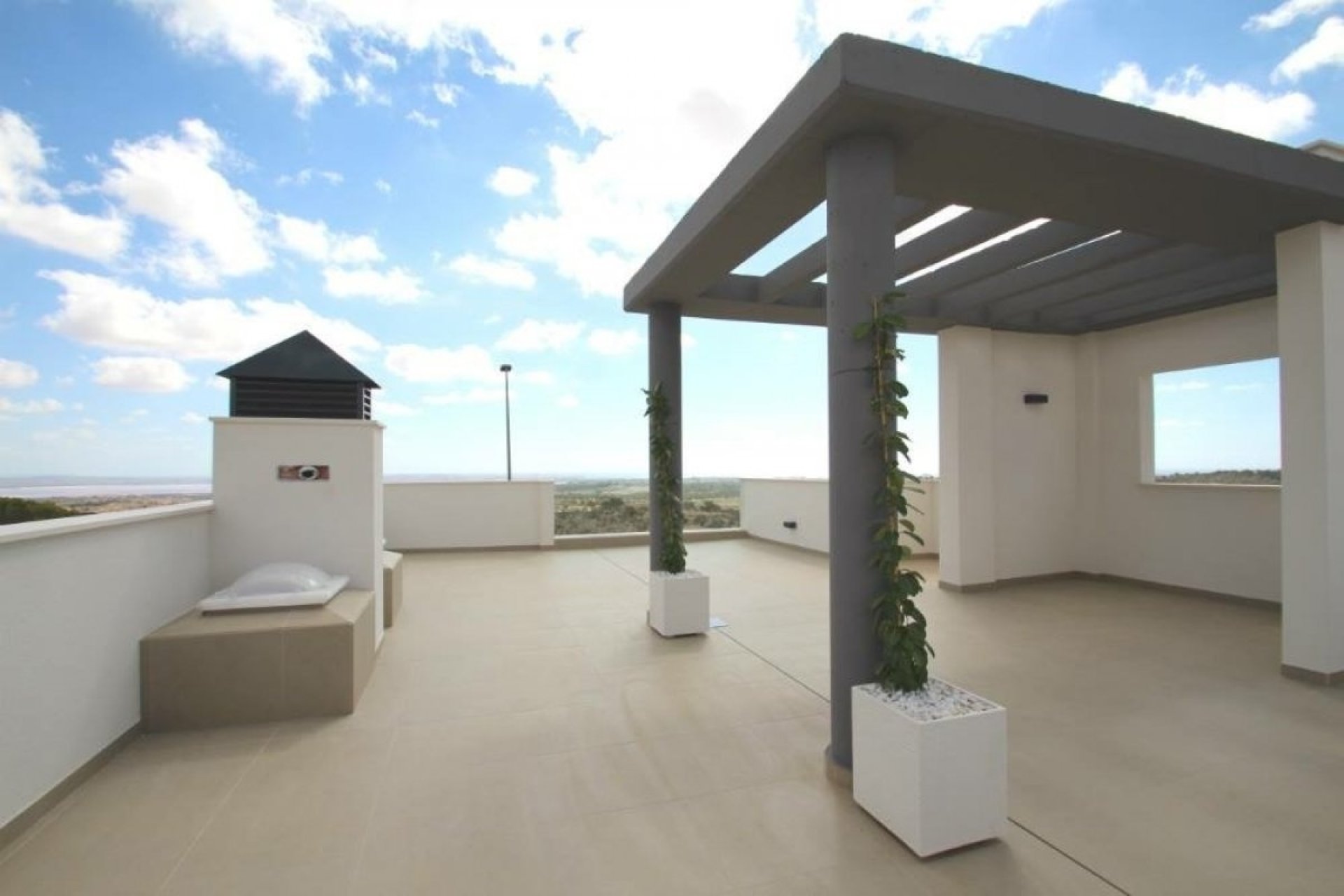 Revente - Villa -
Orihuela Costa - Campoamor