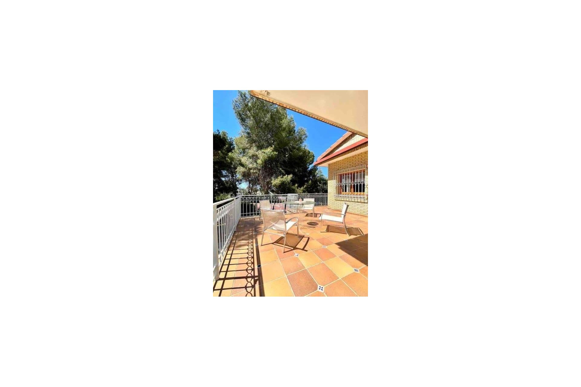 Revente - Villa -
Orihuela Costa - Campoamor
