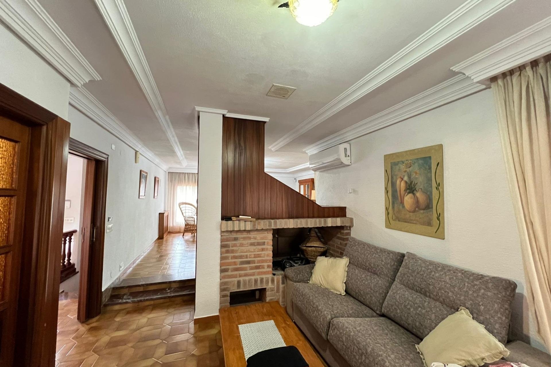 Revente - Villa -
Orihuela Costa - Campoamor