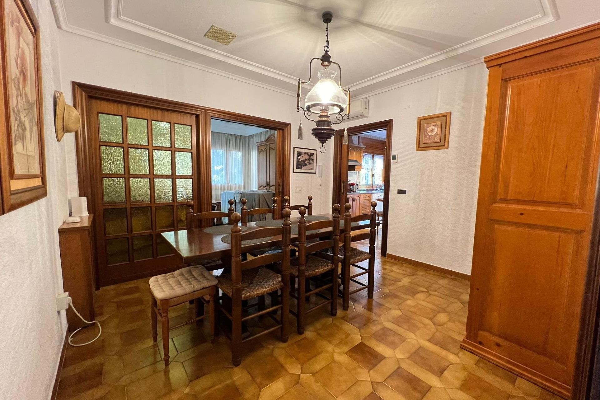 Revente - Villa -
Orihuela Costa - Campoamor